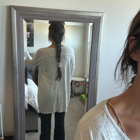 Soft tunic top - Picture 2 of 3